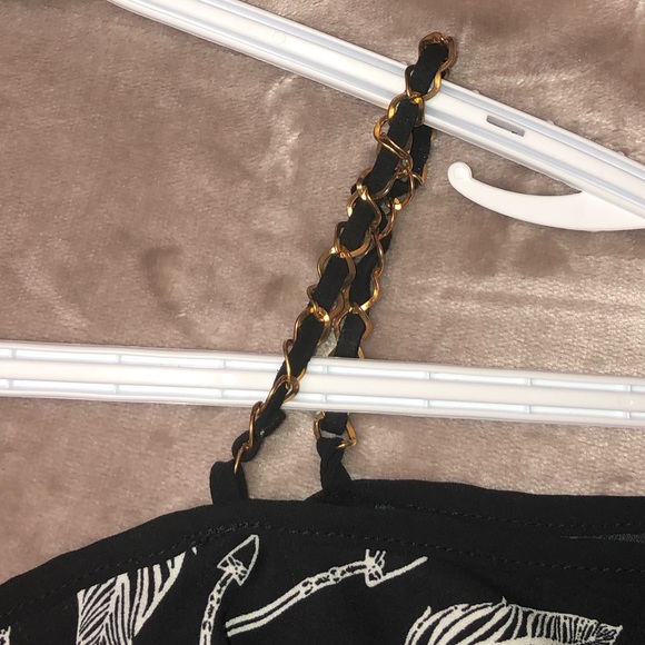 Off The Shoulder Flowy Top - Picture 3 of 3